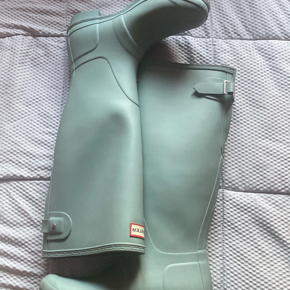 Hunter rain boots size 8